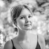 Autor Emilia Hart