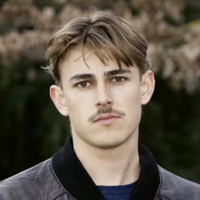 Autor Nelio  Biedermann
