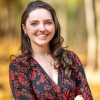 Autor Hayley  Gelfuso