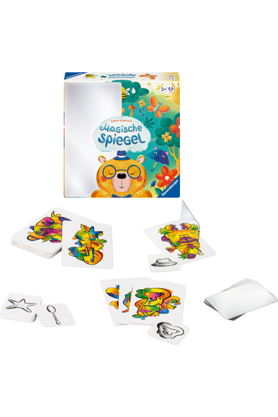 Das Bild zeigt das Kinderspiel „Magische Spiegel" von Ravensburger, illustriert von Kseniya Kuznetsova.  Spielschachtel (oben): Die quadratische Schachtel ist bunt gestaltet mit einem freundlichen, goldbraunen Bären mit blauen Brillengläsern und blauem Hut als Hauptfigur. Im Hintergrund sind Naturmotive zu sehen: Schmetterlinge, Blumen, Pilze, eine Biene, ein Regenschirm und Blätter in kräftigen Farben. Ein silbernes Spiegelfeld ist auf der Schachtel integriert. Symbole weisen auf das Alter ab 5 Jahren und 2–6 Spieler hin.  Spielmaterial (unten): Vor der Schachtel sind verschiedene Spielkarten ausgebreitet:  Bunte Bildkarten mit lebhaft kolorierten, abstrakten Tier- und Figurenmotiven in Regenbogenfarben. Schwarz-weiß-Karten mit einfachen Strichzeichnungen einzelner Gegenstände (z. B. ein Hut, ein Seestern, ein Löffel, eine Nase). Ein kleiner dreieckiger Spiegel steht aufgestellt zwischen den Karten. Ein Stapel leerer (weißer) Karten liegt rechts daneben. Das Spiel kombiniert bunte Bildkarten mit Spiegeleffekten und Gegenstandskarten.