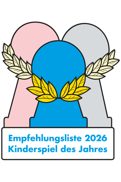 Logo mit drei stilisierten Spielfiguren (Meeple) in Rosa, Blau und Grau, die nebeneinander stehen. Die mittlere blaue Figur ist im Vordergrund und trägt einen goldenen Lorbeerkranz. Im Hintergrund sind die rosa und graue Figur mit einem hellgelben Lorbeerkranz verziert. Darunter steht in blauer Schrift auf weißem Grund: „Empfehlungsliste 2026 – Kinderspiel des Jahres".