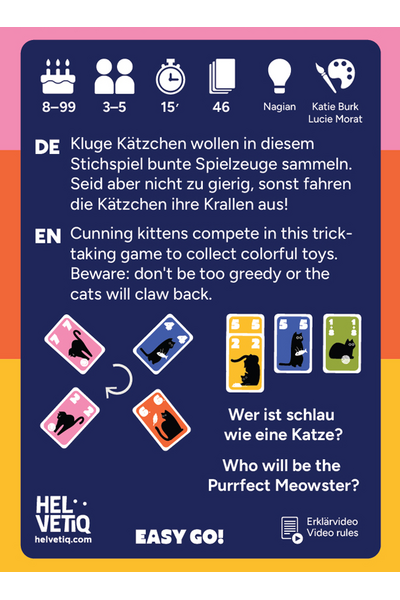 Rückseite der „Cat Trick"-Spielschachtel auf dunkelblauem Hintergrund. Oben Piktogramme für: Alter 8–99, 3–5 Spieler, 15 Minuten Spielzeit, 46 Karten, Autor Nagian, Illustratorinnen Katie Burk und Lucie Morat. Darunter der Spieltext auf Deutsch und Englisch: „Kluge Kätzchen wollen in diesem Stichspiel bunte Spielzeuge sammeln. Seid aber nicht zu gierig, sonst fahren die Kätzchen ihre Krallen aus!" / „Cunning kittens compete in this trick-taking game to collect colorful toys. Beware: don't be too greedy or the cats will claw back." Eine kleine Illustration zeigt den Spielablauf: Karten werden gespielt und weitergegeben. Rechts daneben drei Beispielkarten. Unten: Logos von Helvetiq, „Easy Go!"-Label und Hinweis auf ein Erklärvideo.